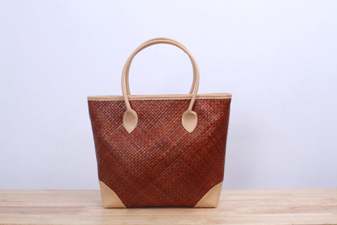 Pandan wicker tote bag